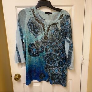 B.L.E.U. Aqua and‎ Navy Paisley Tunic